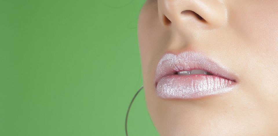 green background pink lips glossy